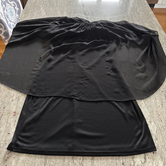 COPY - Express Womens Black Sleeveless Shift Dress with Stretchy Slip - Size M - Picture 5 of 5